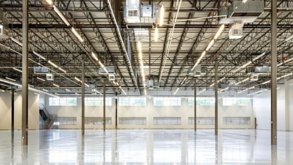 Cómo climatizar una nave industrial de forma eficiente