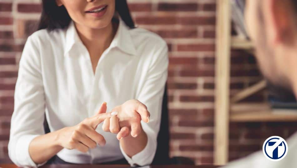 Los 10 Errores del Entrevistador Laboral que pagarás los meses siguientes